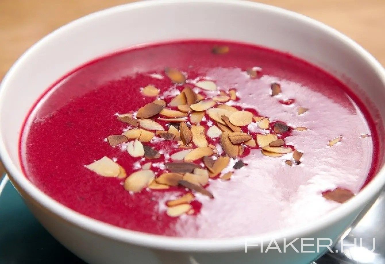 ! ÚJ ! Erdei gyümölcsleves, pirított mandula