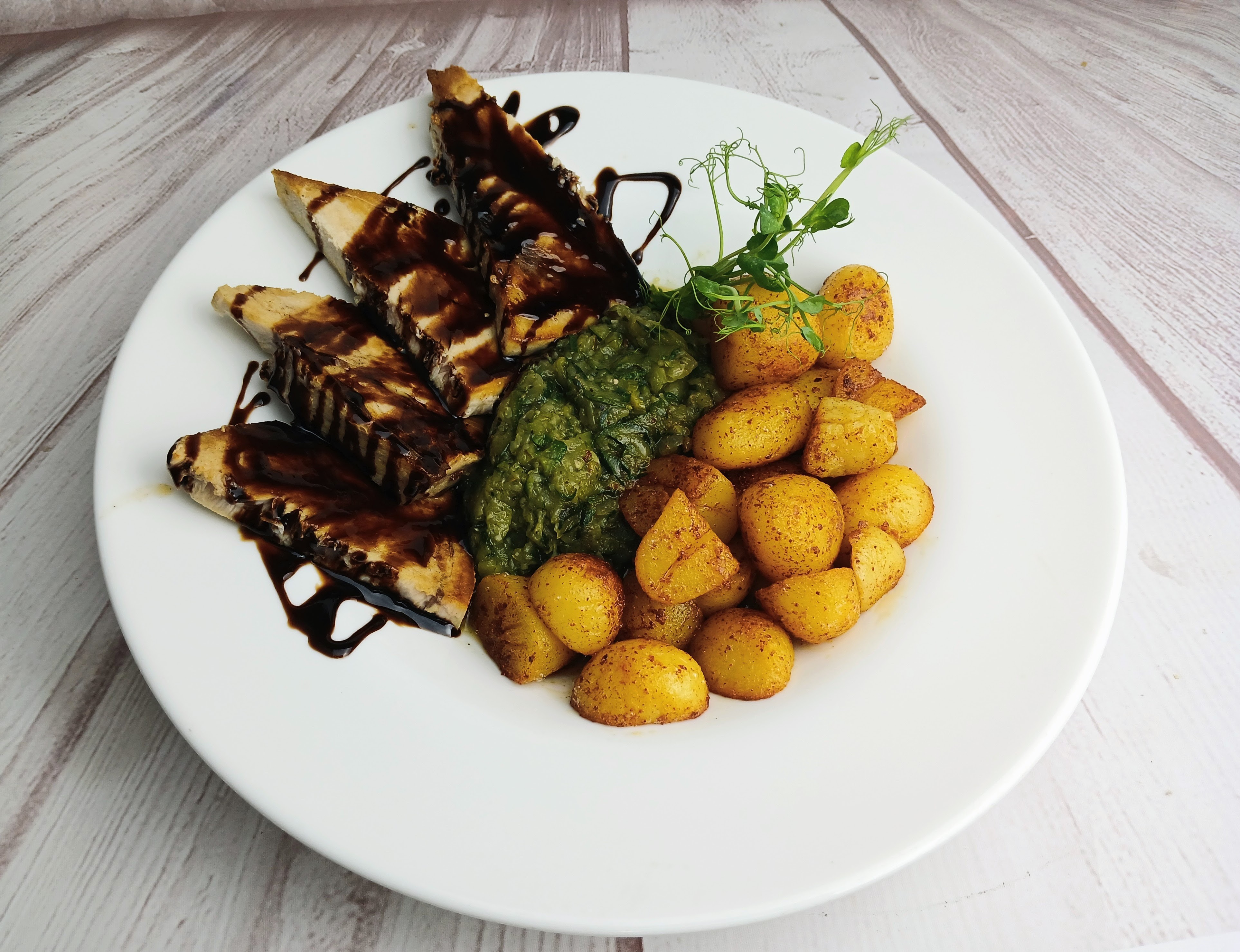 ! ÚJ ! Kardhal steak, mézes balzsamkrém, kapros cukkiniragu, vajas burgonya